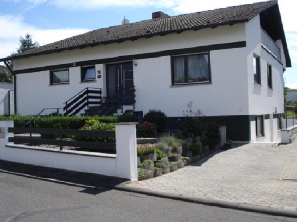 Kolitzheim Ferienwohnung Troeppner מראה חיצוני תמונה